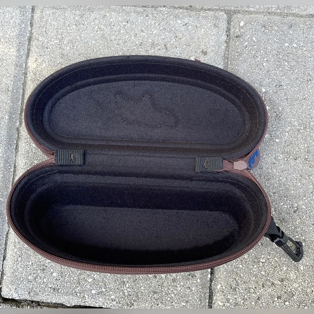 NEW Maui Jim Zippered Brown Hardshell Sunglasses Case